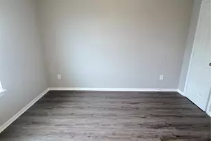 8202 Cannon St, Houston, TX 77051 - Photo 15