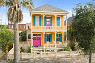 2122 Avenue K, Galveston, TX 77550 - Photo 1
