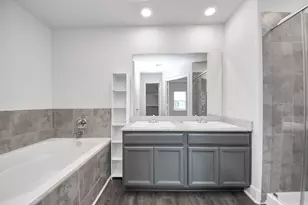 4423 Santorini Ln, Houston, TX 77045 - Photo 19