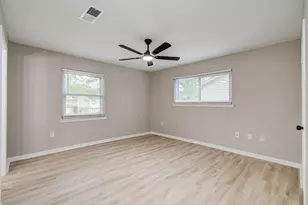 4735 Theall Rd, Houston, TX 77066 - Photo 29