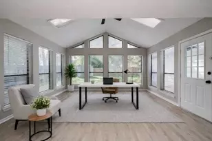 4735 Theall Rd, Houston, TX 77066 - Photo 3