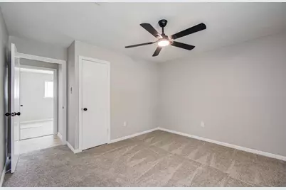 4735 Theall Road, Houston, TX 77066 - Photo 33