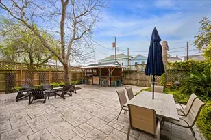 1607 Avenue L, Galveston, TX 77550 - Photo 35