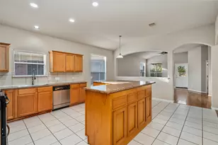 7911 Summer Dale Dr, Rosenberg, TX 77469 - Photo 5