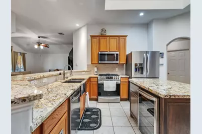 27123 Sable Oaks Lane, Cypress, TX 77433 - Photo 17