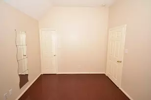 12335 N Shadow Cove Dr, Houston, TX 77082 - Photo 9