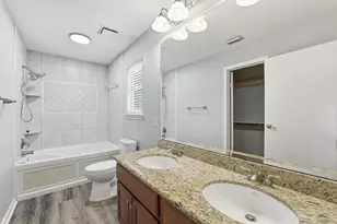3206 River Valley Dr, Houston, TX 77339 - Photo 19