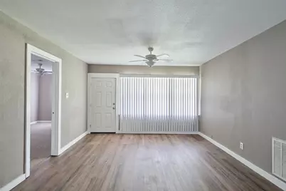 4914 Yellowstone Boulevard, Houston, TX 77021 - Photo 3