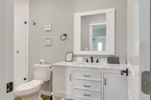1049 Sunset Circle W, Crystal Beach, TX 77650 - Photo 15