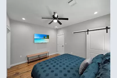 1049 Sunset Circle W, Crystal Beach, TX 77650 - Photo 25