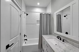 1049 Sunset Circle W, Crystal Beach, TX 77650 - Photo 33