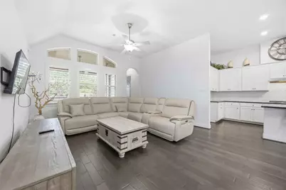 2805 Parkside Village Lane, Pearland, TX 77581 - Photo 13