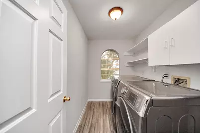 11526 Meadowchase Drive, Houston, TX 77065 - Photo 33