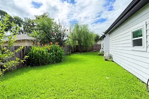 11942 Briar Forest Dr, Houston, TX 77077 - Photo 25