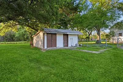 804 N Cleveland, Dayton, TX 77535 - Photo 27