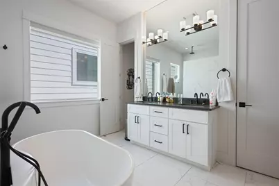 1136 Adele Street, Houston, TX 77009 - Photo 21