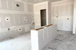 31127 Marlow Mnr Ct, Fulshear, TX 77441 - Photo 5