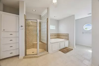 1554 Windsong Way, Tiki Island, TX 77554 - Photo 31