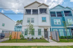 909-A W 35th St, Houston, TX 77018 - Photo 1