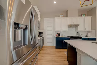 909-A W 35th Street #A, Houston, TX 77018 - Photo 19