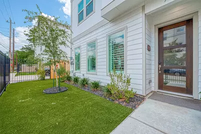 909-A W 35th Street #A, Houston, TX 77018 - Photo 5