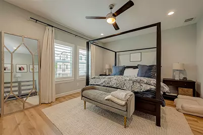 909-A W 35th Street #A, Houston, TX 77018 - Photo 25