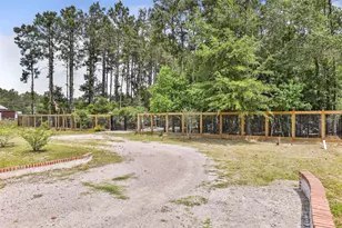 227 County Road 5033, Cleveland, TX 77327 - Photo 33