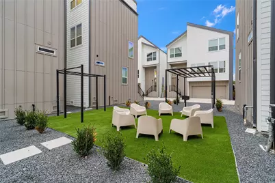 2957 Delafield Street, Houston, TX 77023 - Photo 33