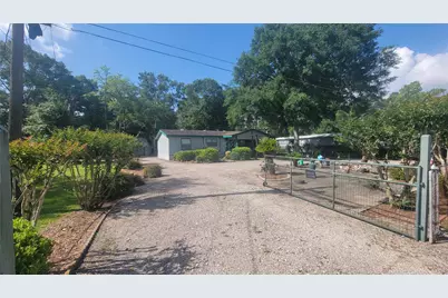 17822 Shaw Circle, Conroe, TX 77302 - Photo 3