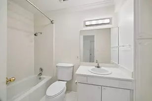 399 N Post Oak Ln, Houston, TX 77024 - Photo 11