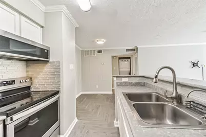 12550 Whittington Drive #303, Houston, TX 77077 - Photo 13