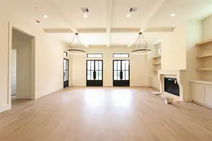752 W 43rd St, Houston, TX 77018 - Photo 23