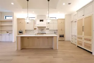 752 W 43rd St, Houston, TX 77018 - Photo 21