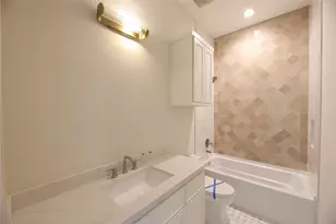 752 W 43rd St, Houston, TX 77018 - Photo 43