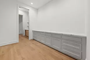 752 W 43rd St, Houston, TX 77018 - Photo 17