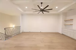 752 W 43rd St, Houston, TX 77018 - Photo 35