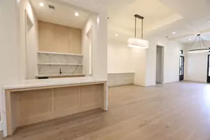 752 W 43rd St, Houston, TX 77018 - Photo 13