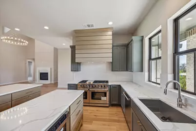 10362 Hunter Creek Lane, Conroe, TX 77304 - Photo 13