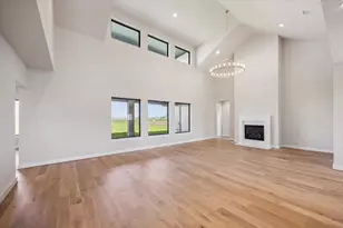 10362 Hunter Creek Ln, Conroe, TX 77304 - Photo 9