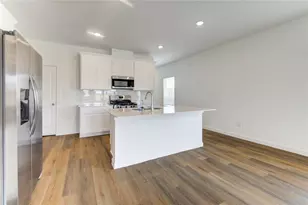 9043 Rose Water Trl, Iowa Colony, TX 77583 - Photo 13