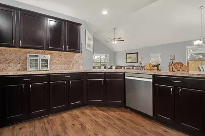 5642 Mesquite Oaks Trail, Spring, TX 77389 - Photo 9