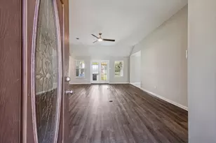 3438 N Peach Hollow Circle N, Pearland, TX 77584 - Photo 5