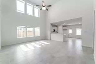 427 Monarch Trl, Huntsville, TX 77340 - Photo 5