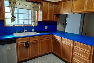 736 Northridge St, Angleton, TX 77515 - Photo 23