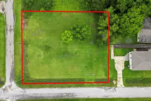 6713 Lewis Rd, Hitchcock, TX 77563 - Photo 1