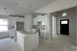 3126 Emerald Hills Dr, Angleton, TX 77515 - Photo 5