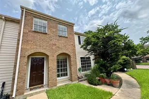 2002 Gentryside Dr, Houston, TX 77077 - Photo 1