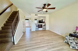 2002 Gentryside Dr, Houston, TX 77077 - Photo 3