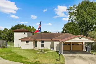 503 Allen Ct, Alvin, TX 77511 - Photo 1