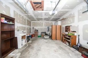 134 4th St, Sugar Land, TX 77498 - Photo 29
